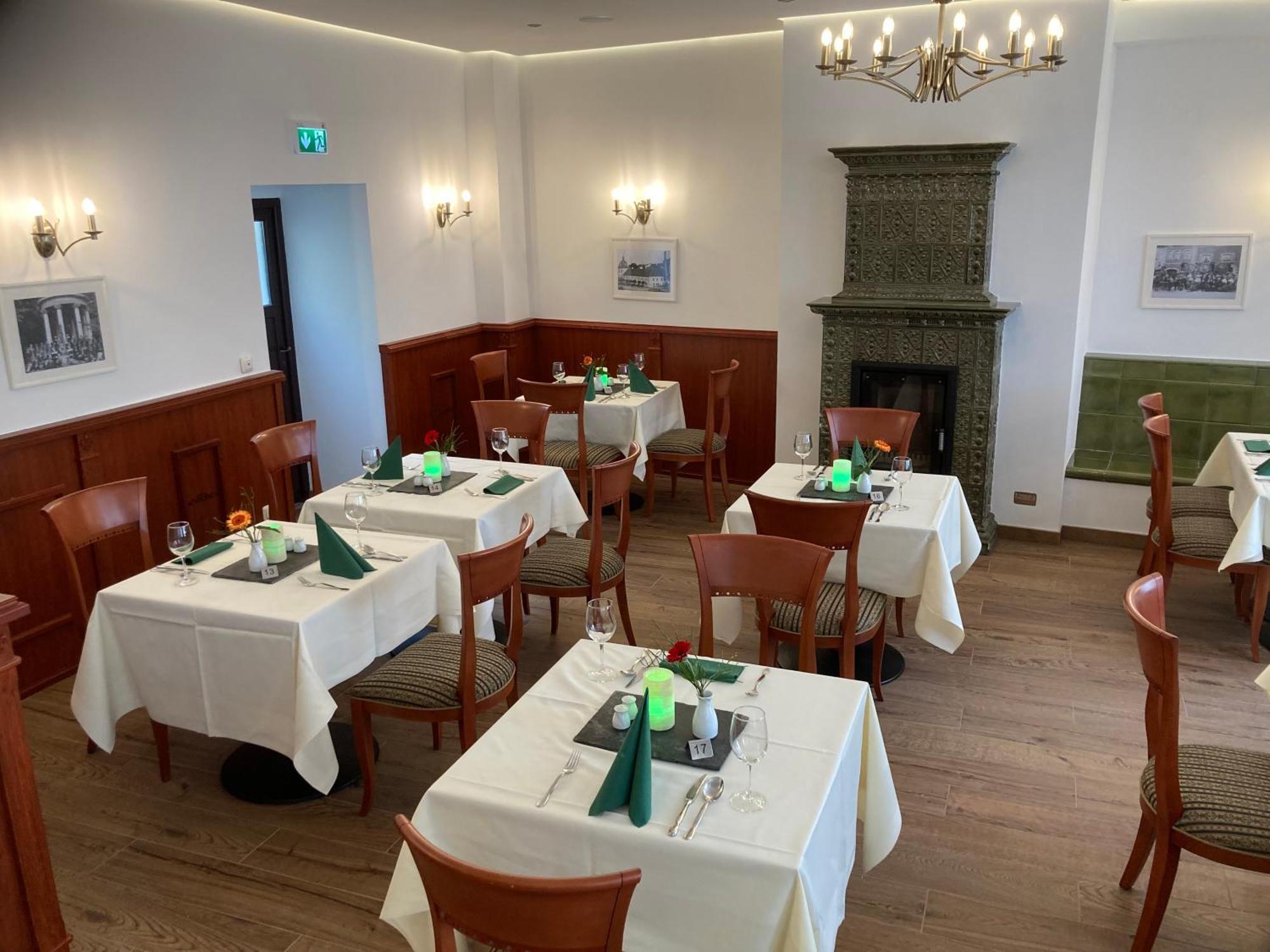 Hotel Goldner Loewe Bad Köstritz Zewnętrze zdjęcie
